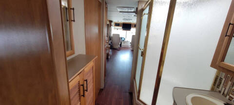 2003 Fleetwood RV BOUNDER 38N
