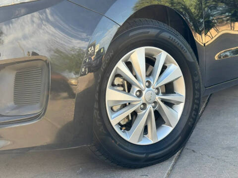 2017 Kia Sedona LX