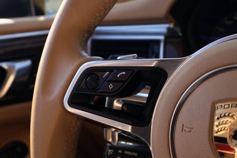 2016 Porsche Macan S