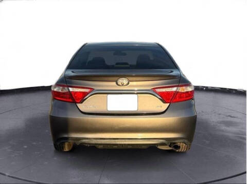 2017 Toyota Camry SE