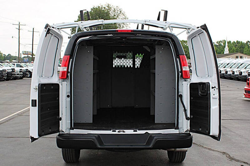 2024 Chevrolet Express 2500