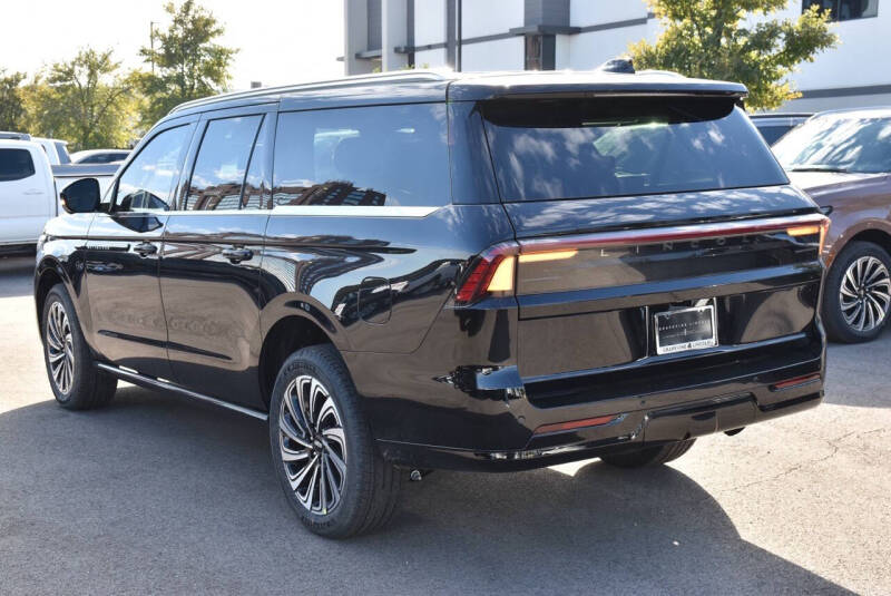 2025 Lincoln Navigator L Black Label