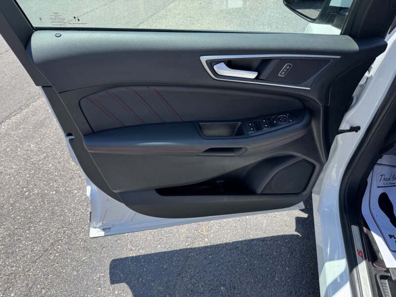 2024 Ford Edge ST-Line