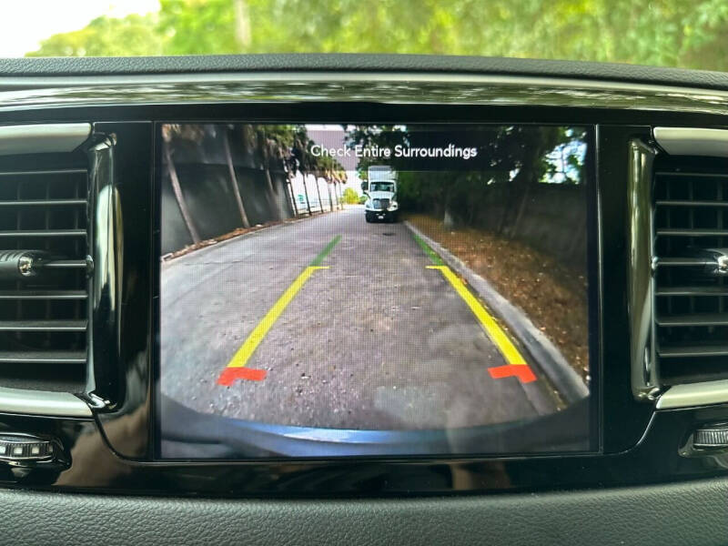 2020 Chrysler Pacifica Launch Edition