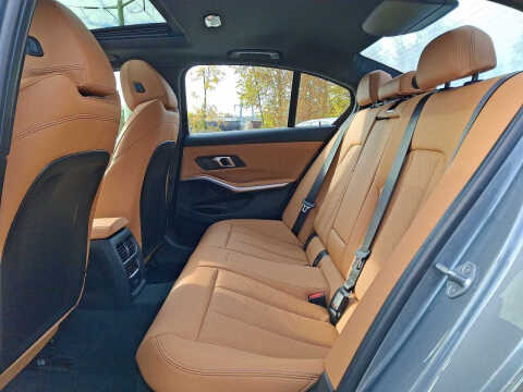 2024 BMW 3 Series 330i xDrive