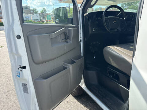 2021 Chevrolet Express 2500