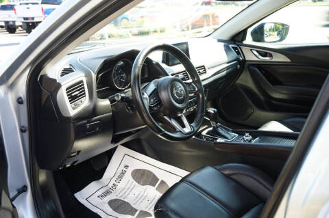 2018 Mazda MAZDA3 Touring