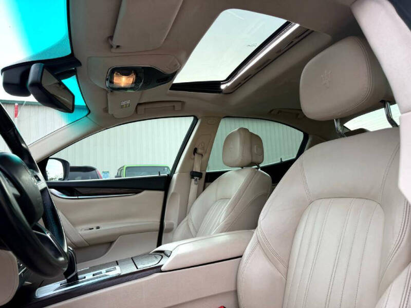 2015 Maserati Ghibli