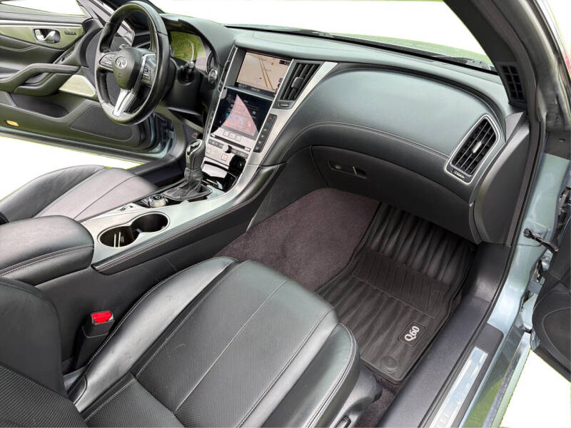2020 Infiniti Q60
