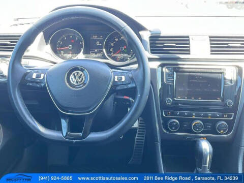 2017 Volkswagen Passat 1.8T R-Line