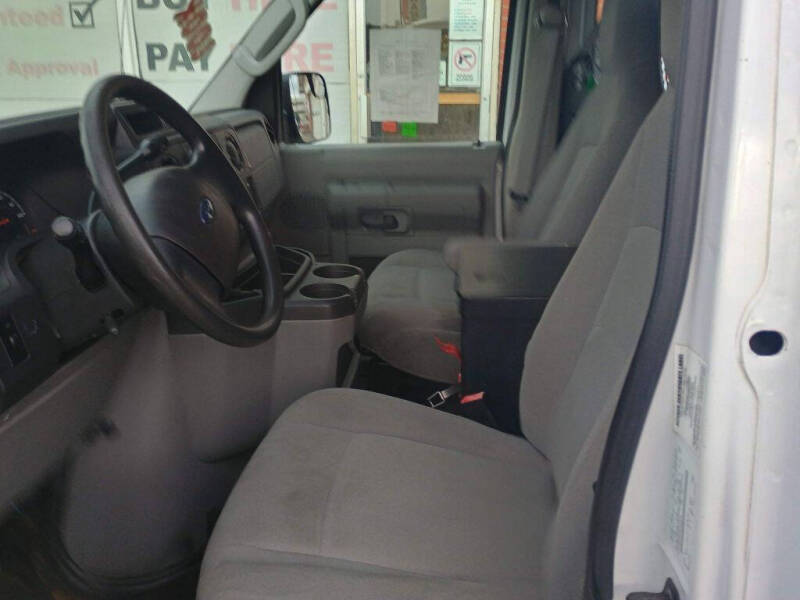 2013 Ford E-Series E-150