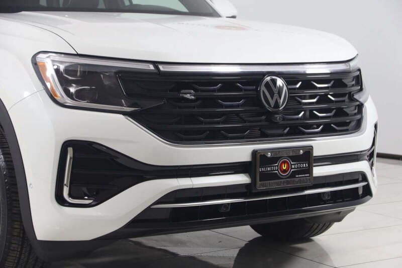 2024 Volkswagen Atlas Cross Sport SEL Premium R-Line 4Motion