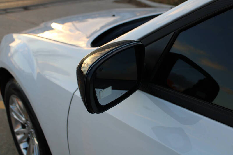 2017 Chrysler 300 Limited