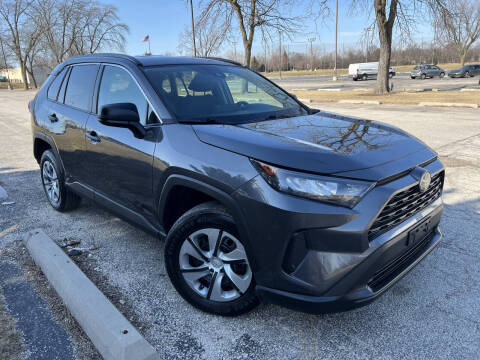 2021 Toyota RAV4 for sale at Denali Motors in Addison IL