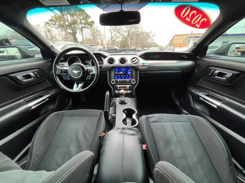 2020 Ford Mustang