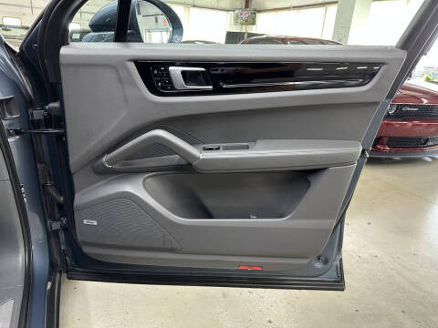 2019 Porsche Cayenne S