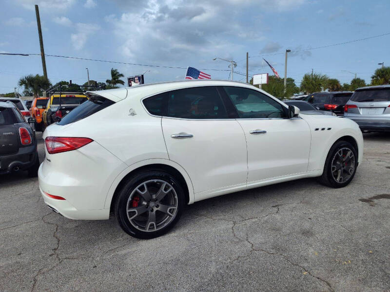 2017 Maserati Levante