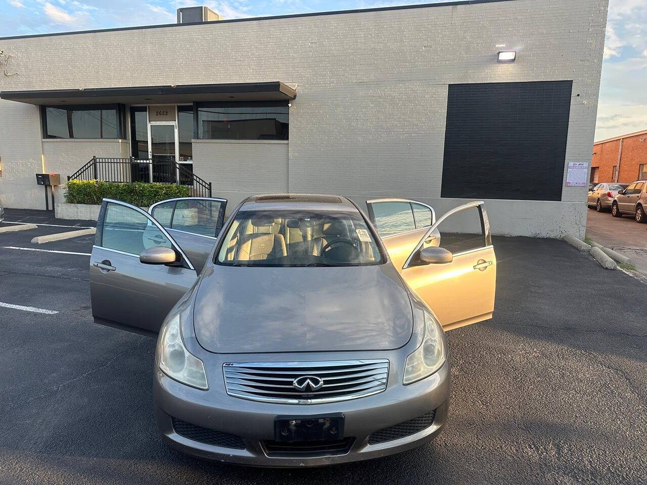 2008 INFINITI G35 for sale at Sarenco Auto Inc in Dallas, TX