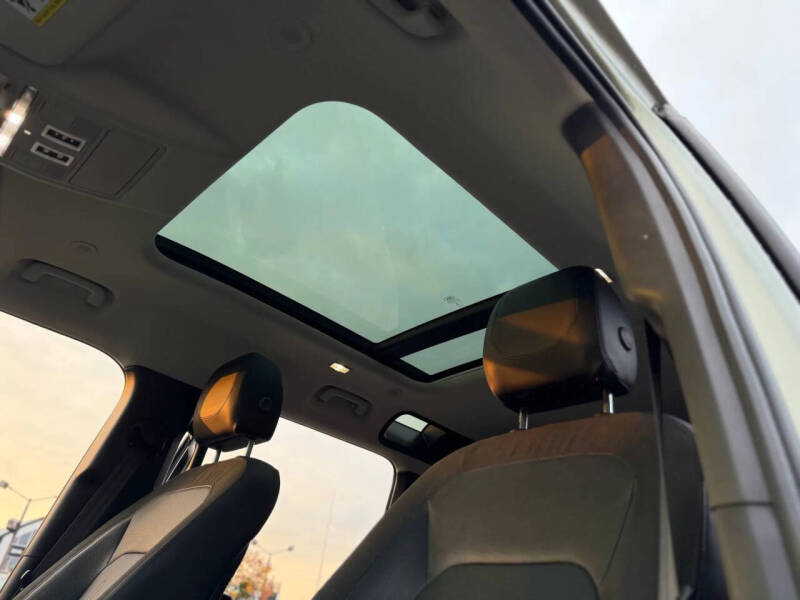 2021 Land Rover Defender 110 S