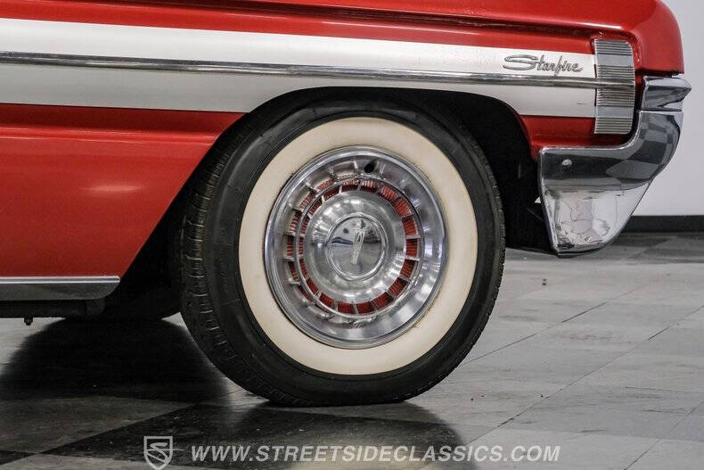 1961 Oldsmobile Starfire