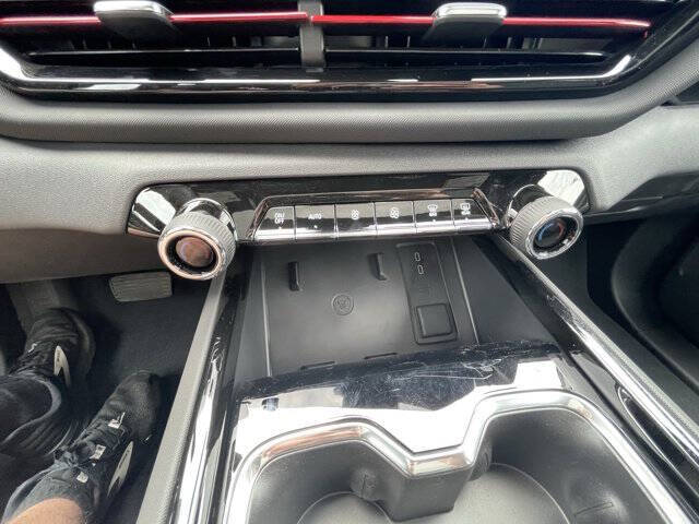 2025 Chevrolet Silverado EV RST