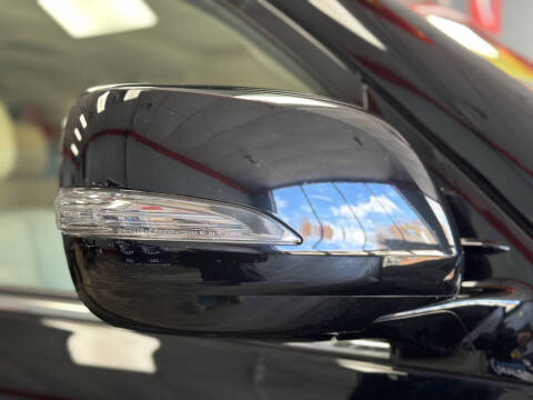 2018 Lexus LX 570 Two-Row