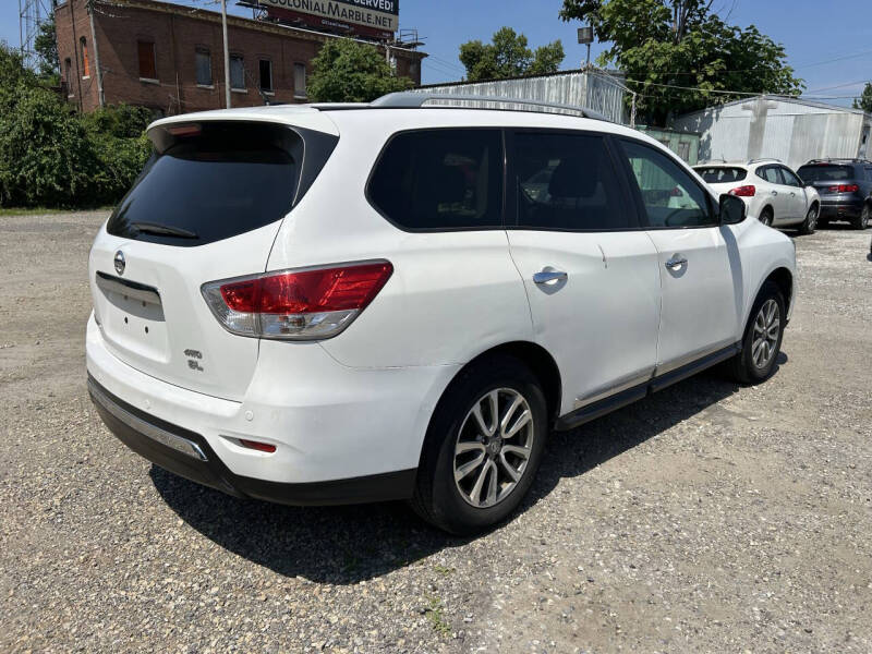 2013 Nissan Pathfinder SL
