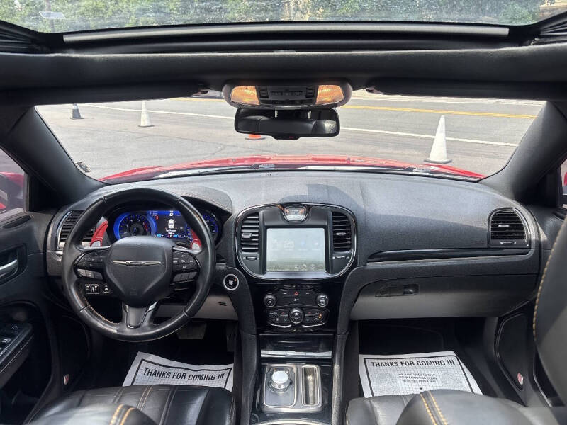 2016 Chrysler 300 S