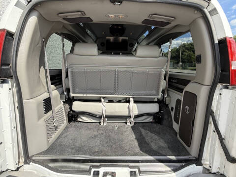 2019 GMC Savana 2500