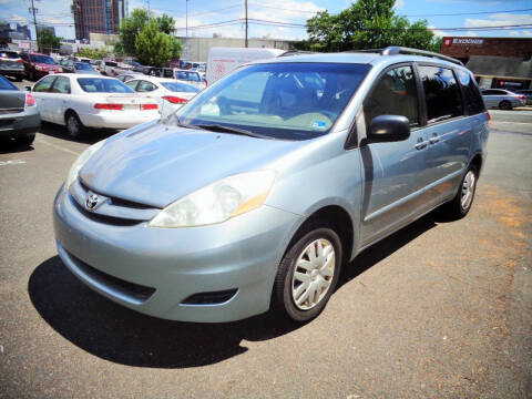 2006 Toyota Sienna LE 7 Passenger