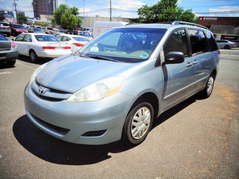 2006 Toyota Sienna LE 7 Passenger