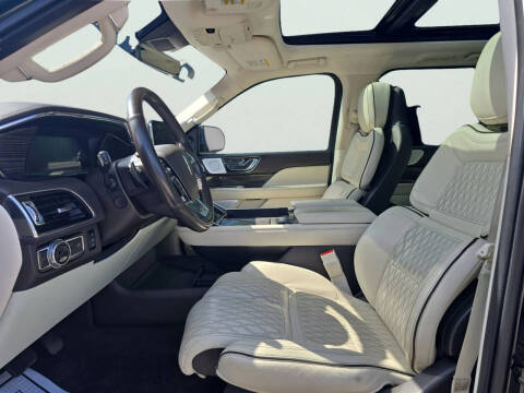 2018 Lincoln Navigator Black Label