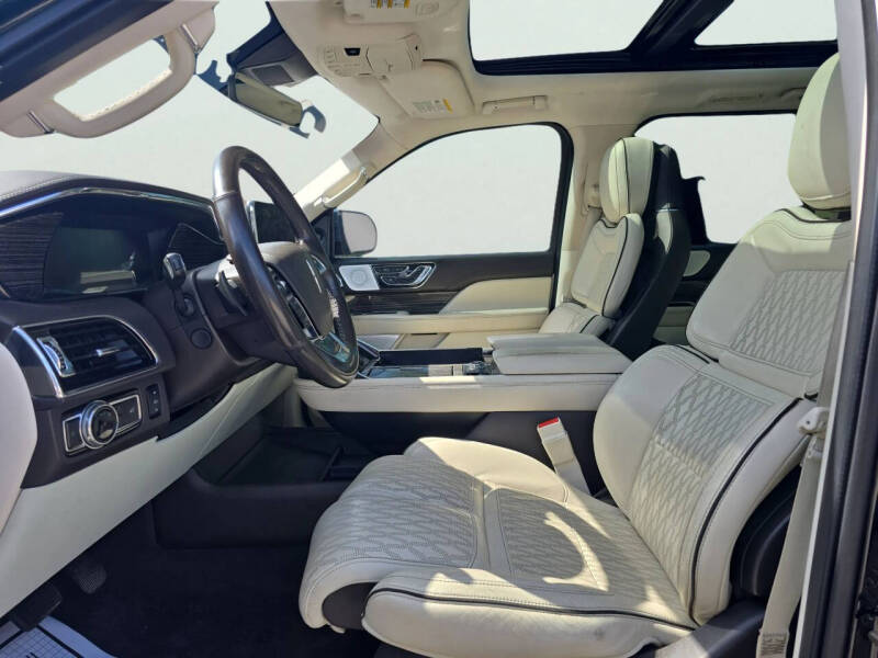 2018 Lincoln Navigator Black Label