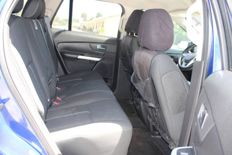 2013 Ford Edge SE