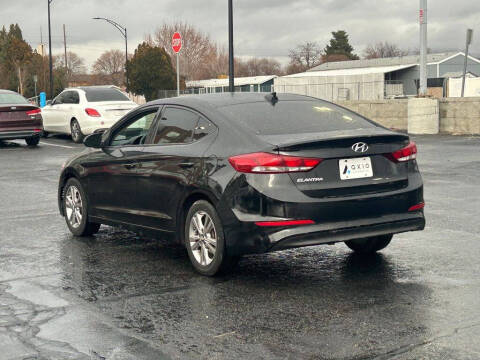 2018 Hyundai Elantra