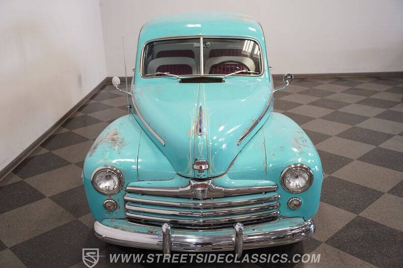 1948 Ford Deluxe