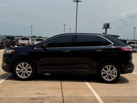 2021 Ford Edge Titanium