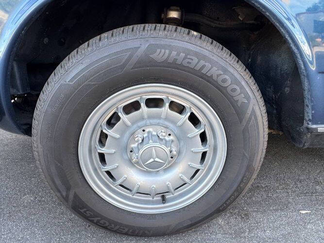 1985 Mercedes-Benz 300-Class