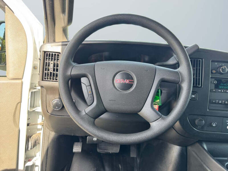 2024 GMC Savana 2500