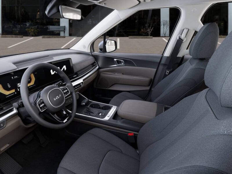 2026 Kia Carnival LX