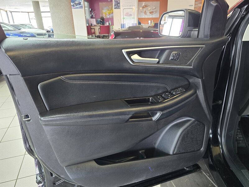 2016 Ford Edge Titanium