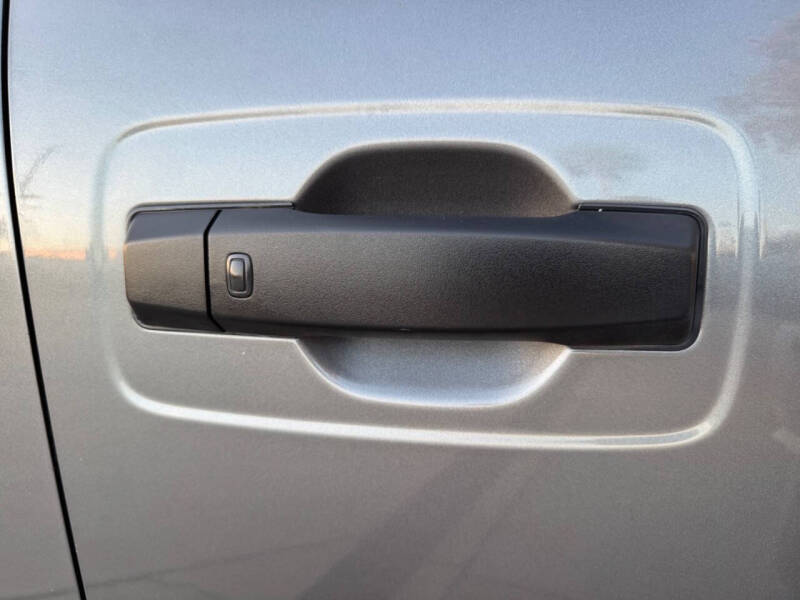 2017 Nissan Titan PRO-4X