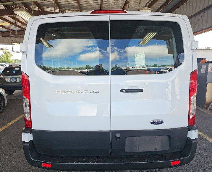 2025 Ford Transit
