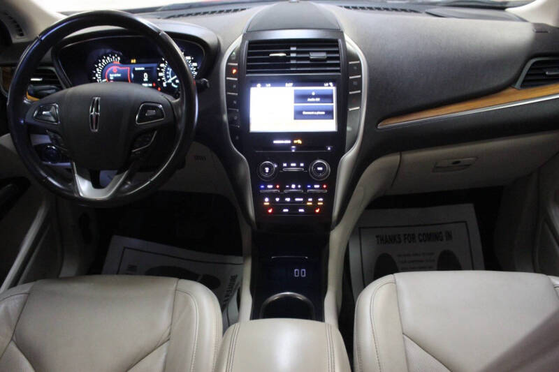 2019 Lincoln MKC Select