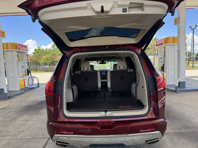 2017 GMC Acadia Denali