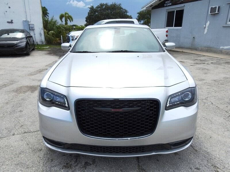 2021 CHRYSLER 300 Sedan - $23,900