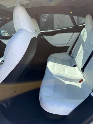 2020 Tesla Model S Long Range Plus