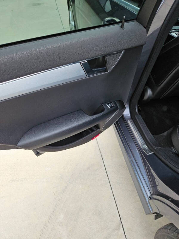 2011 Mercedes-Benz C-Class C 300 Luxury