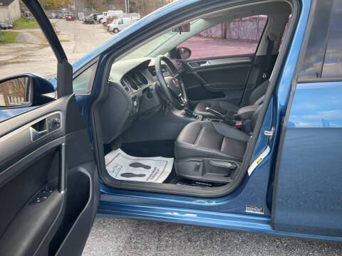 2017 Volkswagen Golf SportWagen TSI S 4Motion