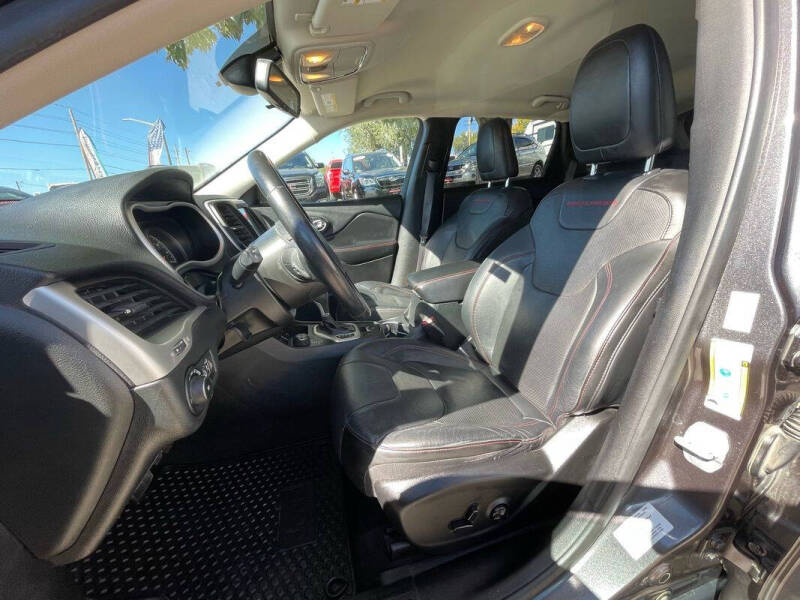 2015 Jeep Cherokee Trailhawk